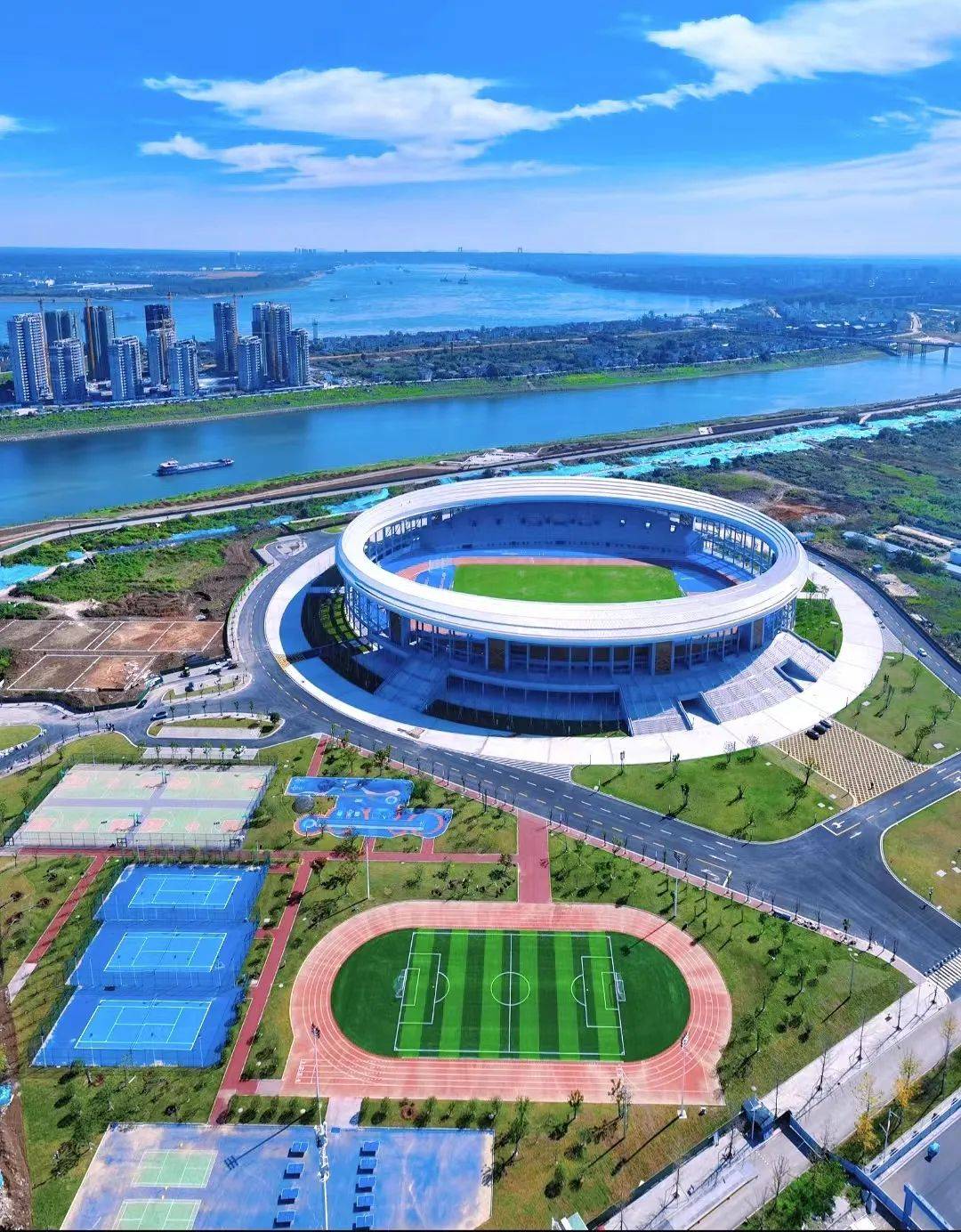 华体会在线-未来体育场：可容纳10万人的全智能场馆的简单介绍