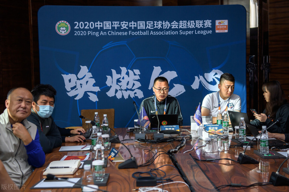 HTH Sports 网页版入口-关于俱乐部财政危机，拖欠工资面临解散的信息